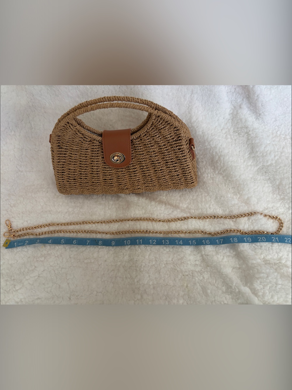 Tommy Bahama Woven Straw Crossbody Bag with Gold Chain - Picture 11 of 11